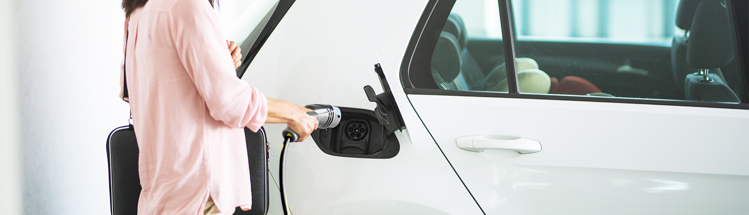 financial assistance charging station quebec
